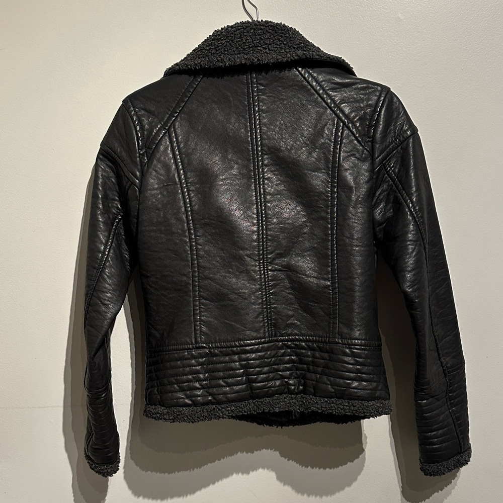 Urban Republic Black Shearling Jacket - Picture 2 of 10